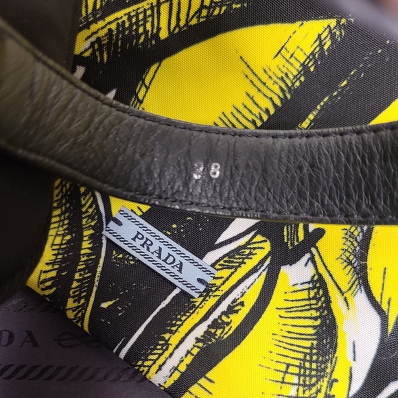 PRADA Mini Tessuto Ankle Pouch EUC - Picture 7 of 12